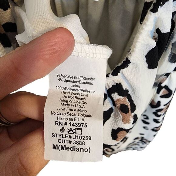 NWT Fourteen & 9th Medium Leopard Print Halter Romper - Picture 2 of 8